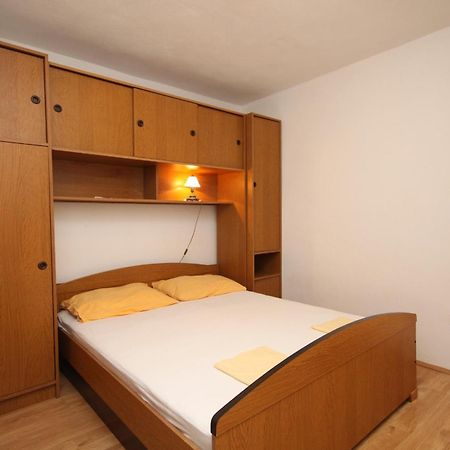 Apartments By The Sea Basina, Hvar - 8749 Vrbanj Rum bild